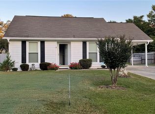 107 Shannon Ln, Centerville, GA 31028