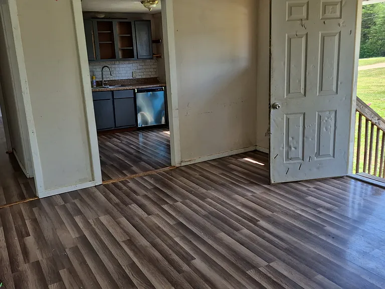 22 Grand Valley Estates Dr — Photo 1