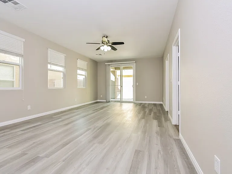 5304 Welch Valley Ave — Photo 8