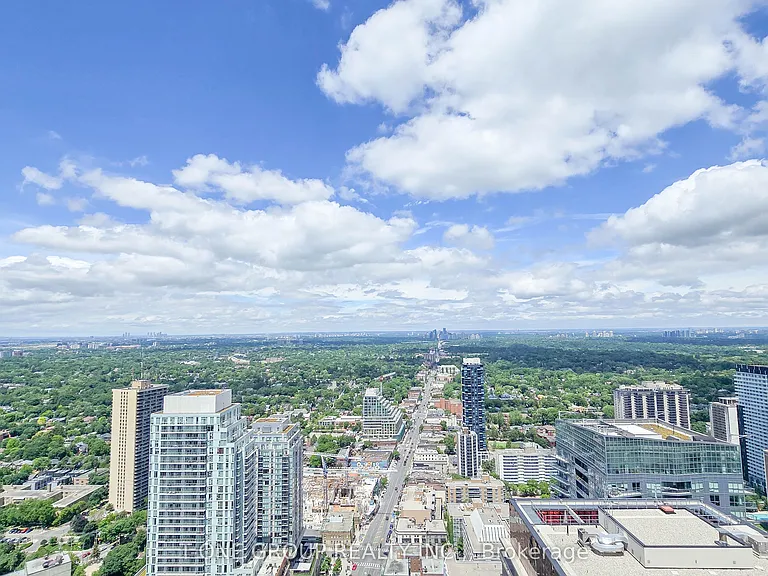 8 Eglinton Ave E #4208 — Photo 9