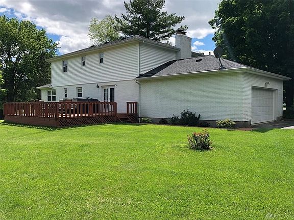 4th image of 215 Farnese Ct
