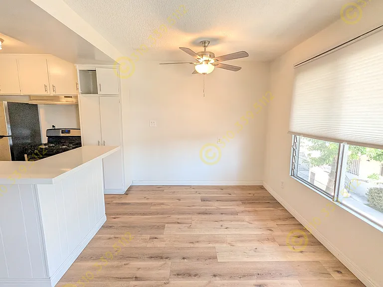 1517 Beloit Ave #8 — Photo 7