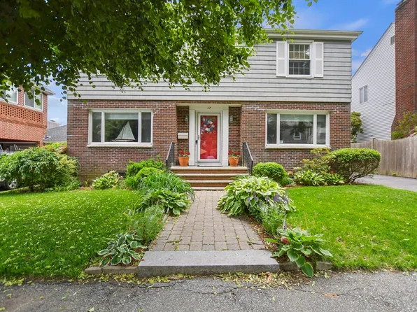 17 Wallace Rd, Lynn, MA 01902