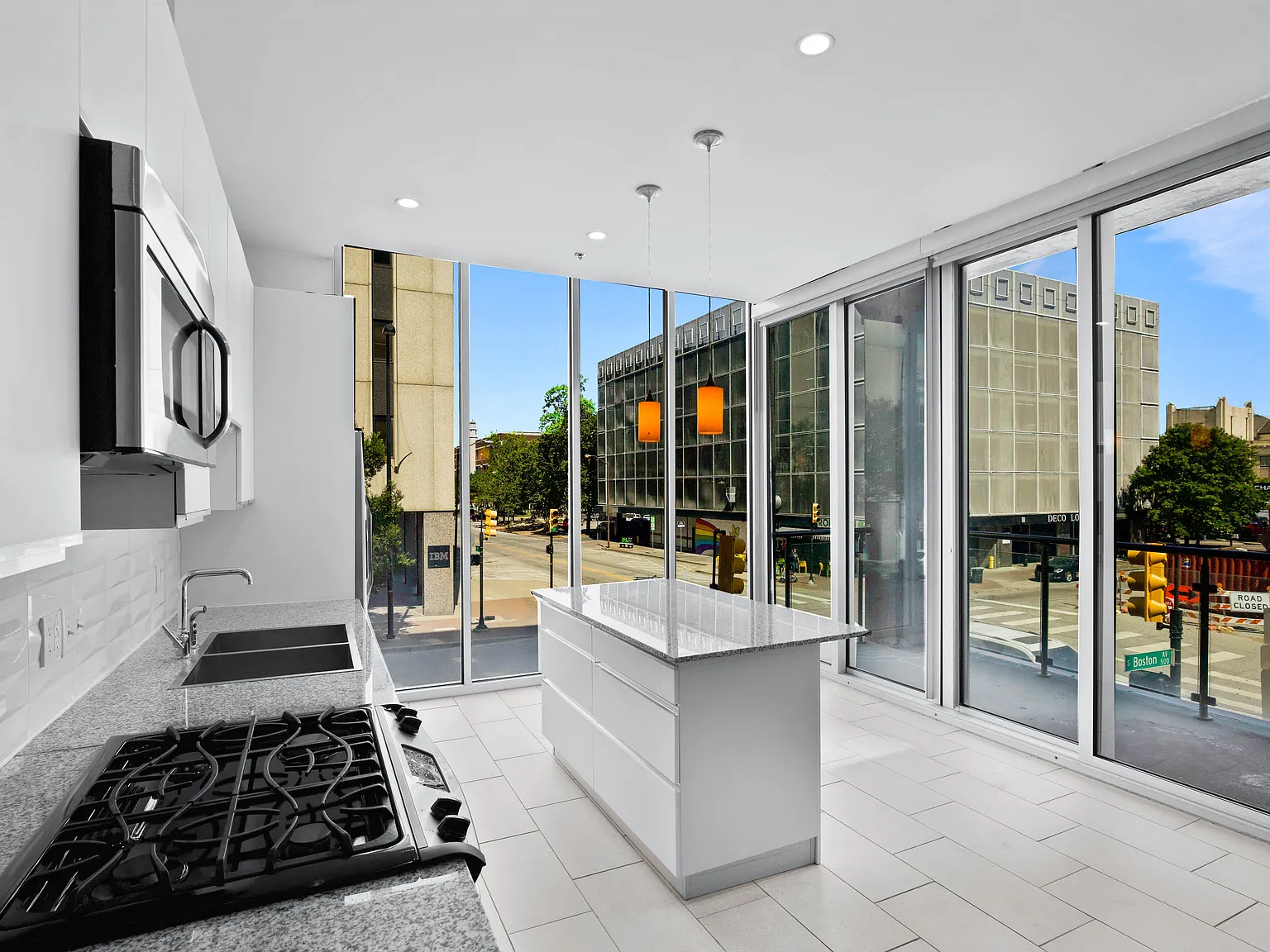 The Meridia Apartments — Photo 3