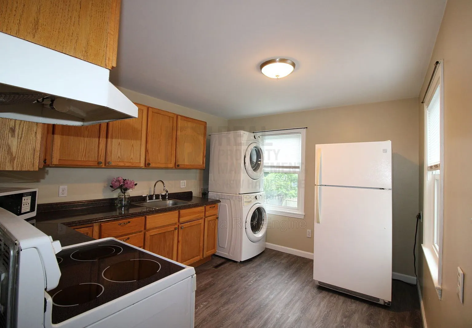 4 bed, 2.0 bath, $2,950 — Photo 4