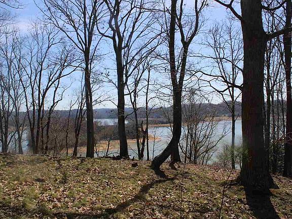 5th image of 841 Wilderness Dr