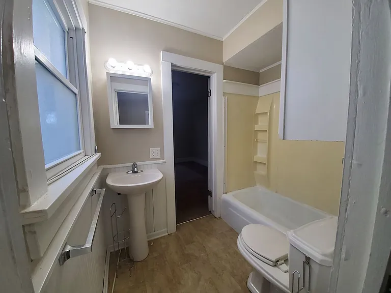 2616 Bowdoin St — Photo 14
