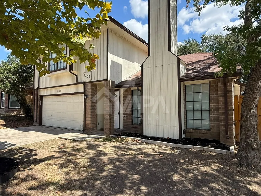 3 bed, 2.5 bath, 1529 sqft, $2,100 — Photo 3
