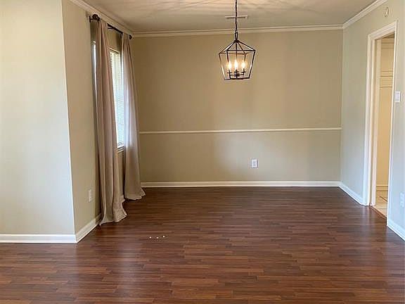 4th image of 7011 Lugary Dr