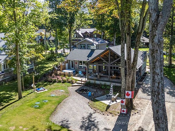 2nd image of 103 Green Point Rd