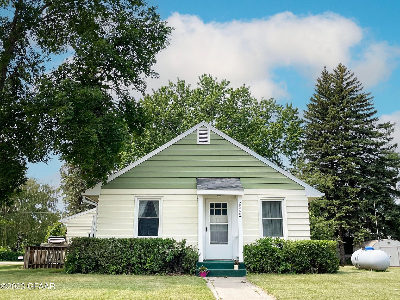 502 Terry Ave, Larimore, ND 58251 Zillow