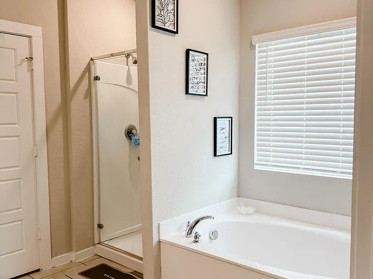 6818 Emerald Valley — Photo 23