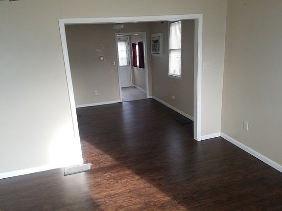 3rd image of 3612 W 16th St