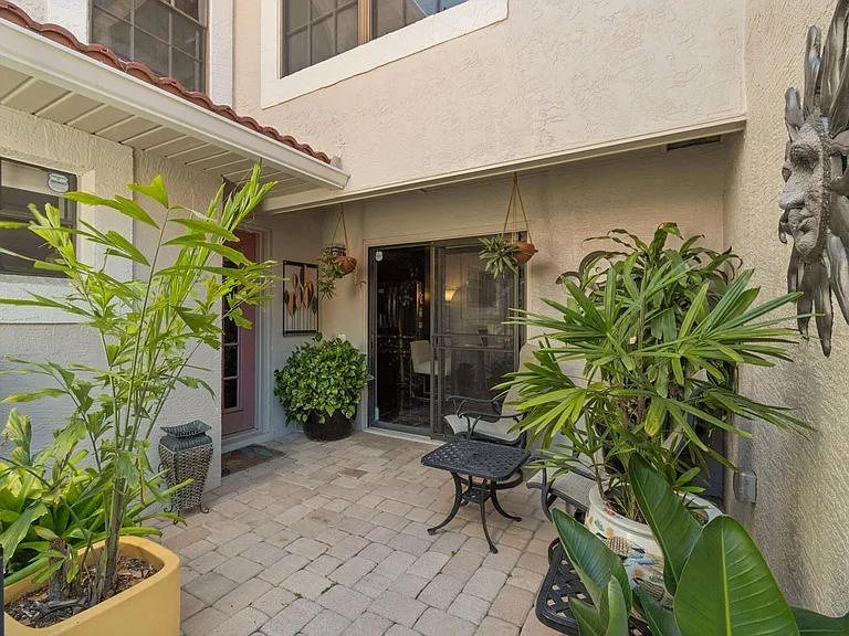 7913 Bayside View Dr — Photo 2