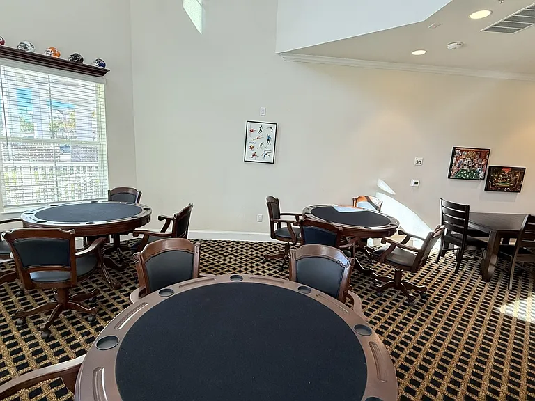 The Victoria Senior Apartments McKinney — Photo 15