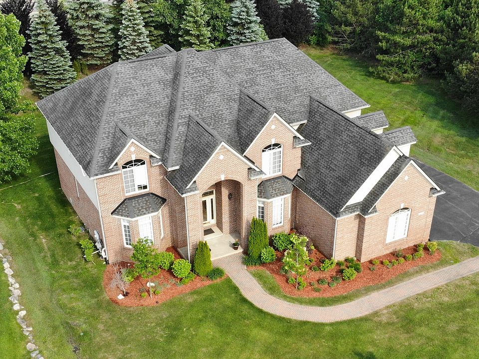 8206 Brookstone Ln Clarkston MI 48348 Zillow