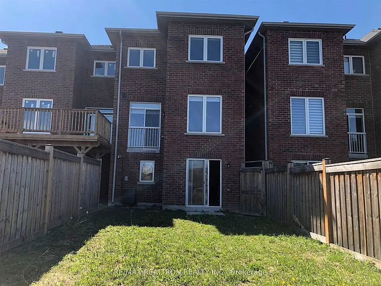 19 Napanee St — Photo 19