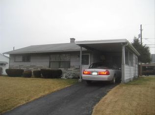 28 Magna Dr, Coplay, PA 18037