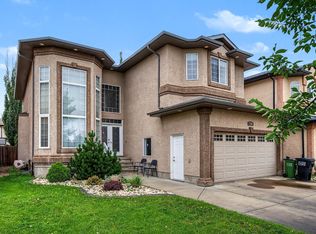 13608 160th Ave NW, Edmonton, AB T6V 0B9