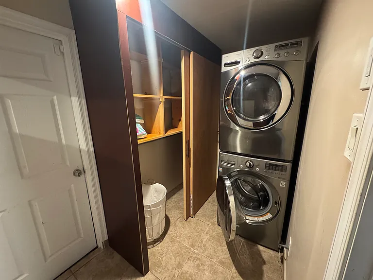 Walnut Ln — Photo 20