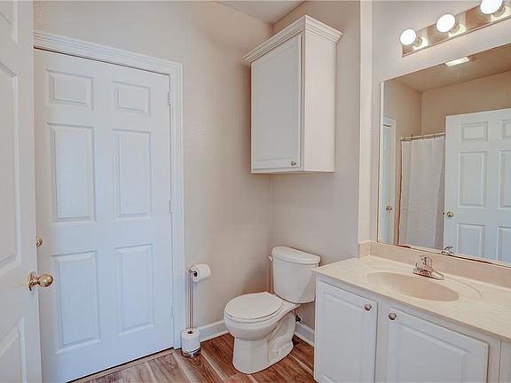5th image of 12430 River Highlands Dr Unit H