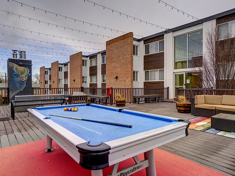 Sterling Boulder Apartments - Student Living — Photo 13