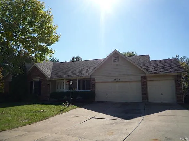 3916 Rivendale Ct photo 1