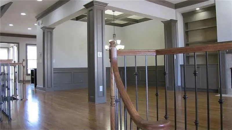4 bed, 3.5 bath, 3001 sqft, $3,100 — Photo 3