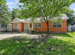 1944 Alhambra St, Dallas, TX 75217