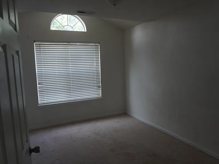 3211 Spruce Pine Rd — Photo 16