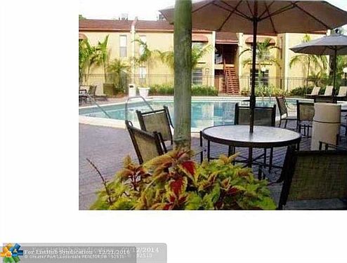 2nd image of 4453 Treehouse Ln #G