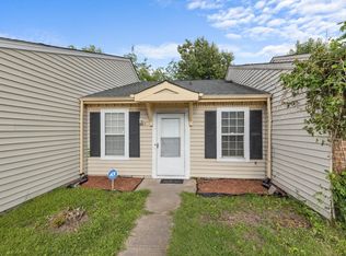582 Peregrine St, Virginia Beach, VA 23462
