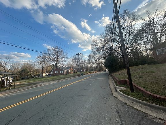 4th image of 1607 W Main St