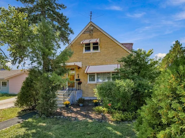 2916 S 9th Ave, Broadview, IL 60155