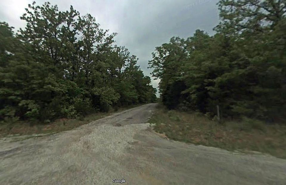2nd image of 1700 Plateau Dr