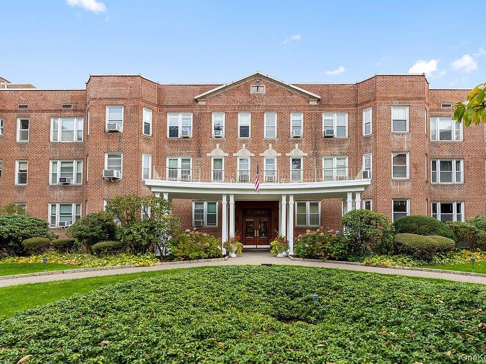 1st image of 2 Overlook  Road #1B7A