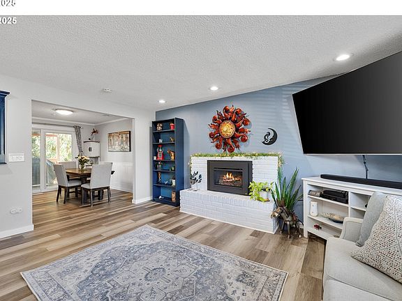5th image of 1460 Cornell Ave