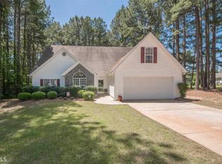 224 Raventree Ln, Griffin, GA 30224