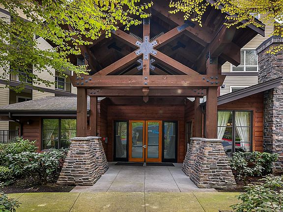 3rd image of 18707 SE Newport Way #206