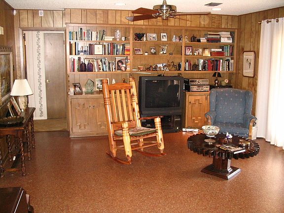 Built in entertainment area