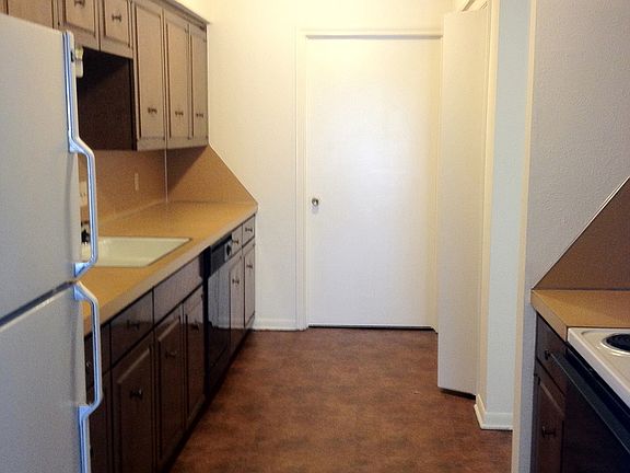 3rd image of 6707 Alford Dr