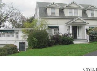 125-27 Robineau Rd, Syracuse, NY 13207