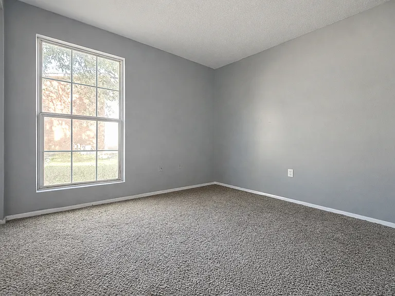 Bellwood Haven Apartment Community — Photo 29