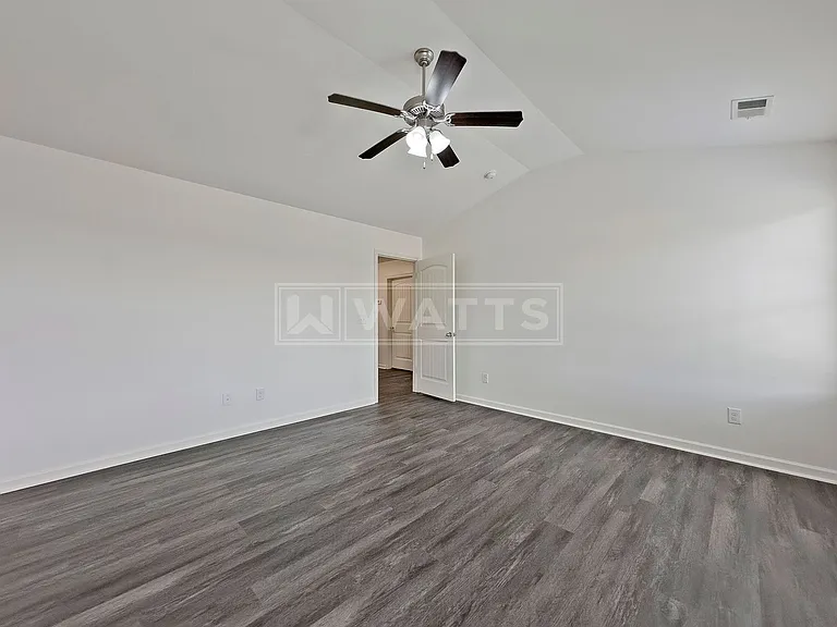 5081 Bella Ct — Photo 15
