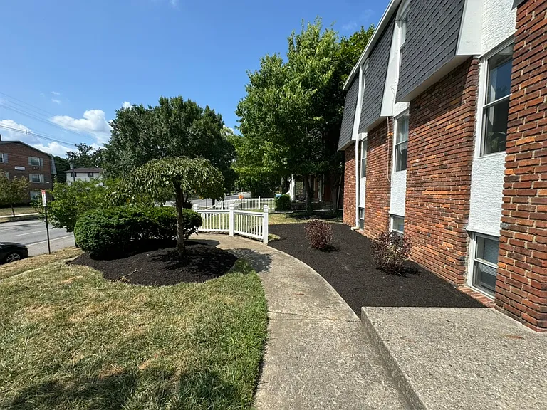 1660 N 4th St #1B — Photo 19