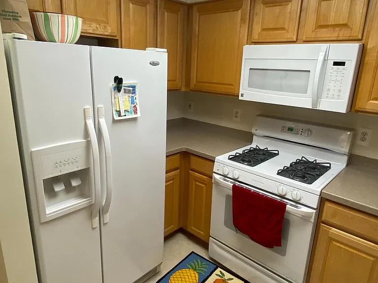 3830 9th St N #208W — Photo 7