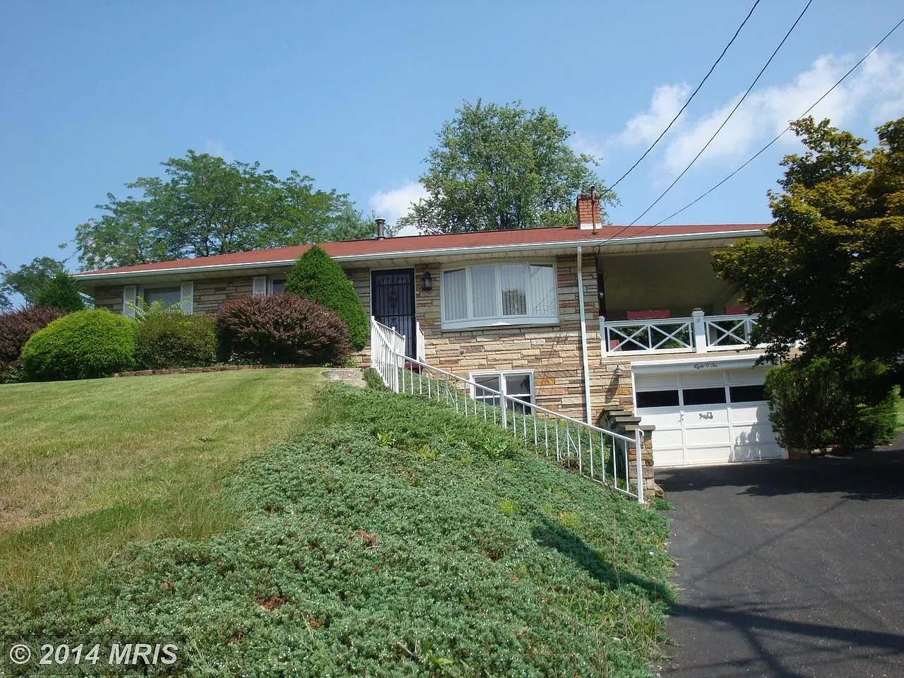 806 Rayne Dr photo 1