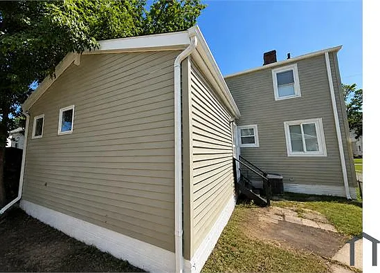 15709 Biltmore Ave — Photo 11