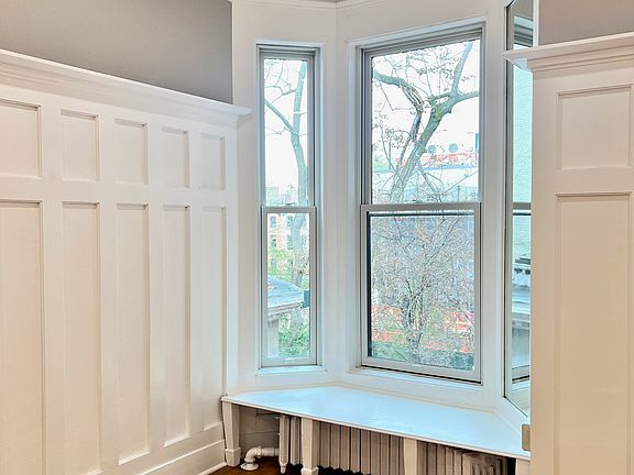 5th image of 463 Clinton Ave Floor 2