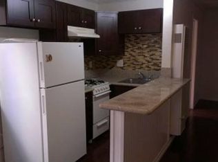 128 13th St APT B, Seal Beach, CA 90740